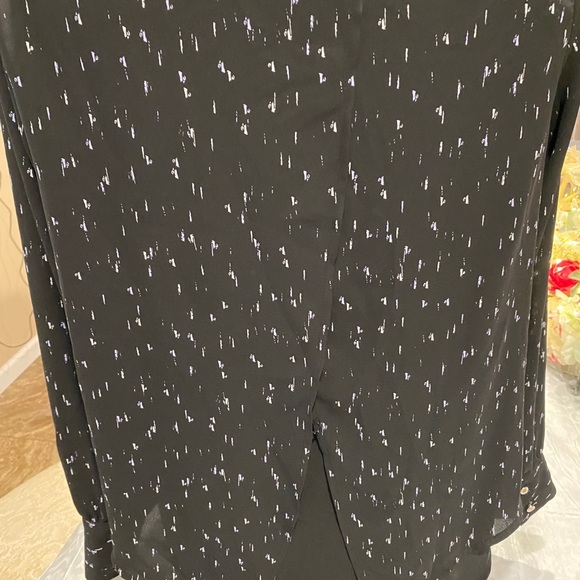 Apt 9 Black long sleeve blouse - Picture 3 of 6